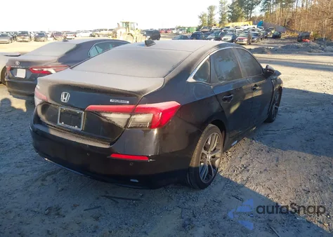 2024 Honda Civic Touring z USA, uszkodzony, nr VIN 2HGFE1F92RH336637